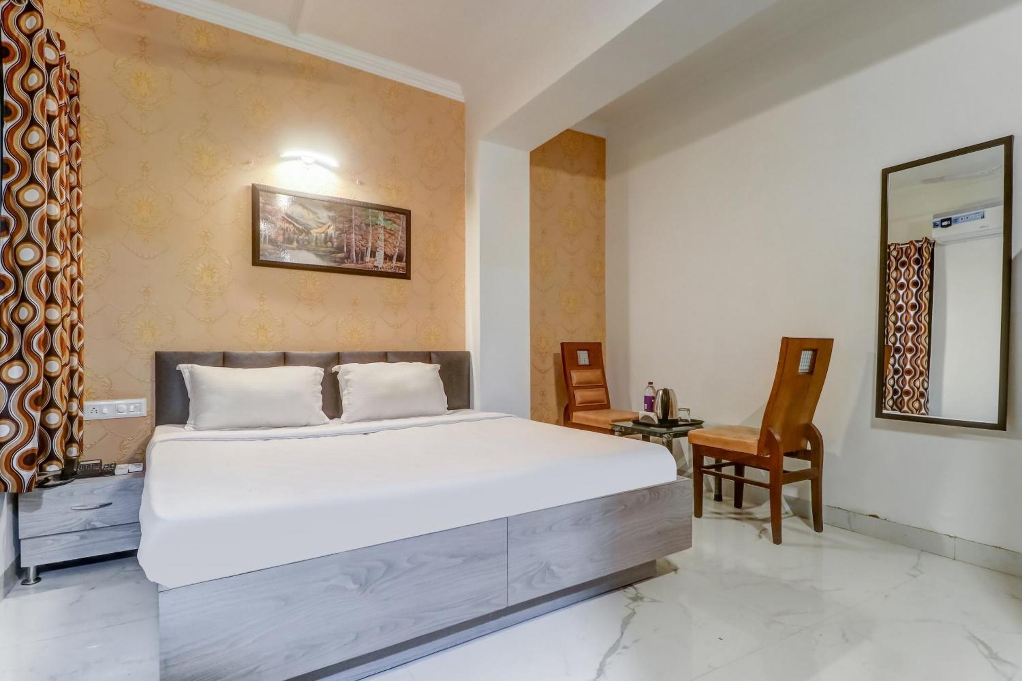 Townhouse Hotel Ludhiana Exterior photo